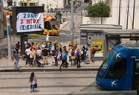 actionAntipubCorumMontpellierMai2014.jpg